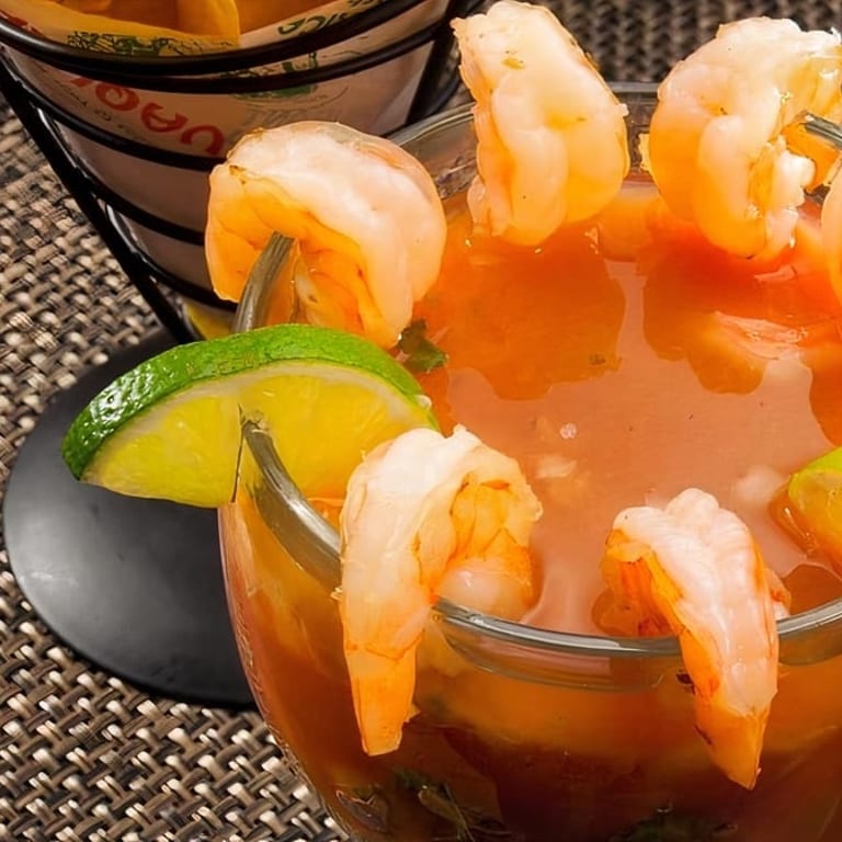 Fresh Seafood Delights: Tacos, Burritos, and More