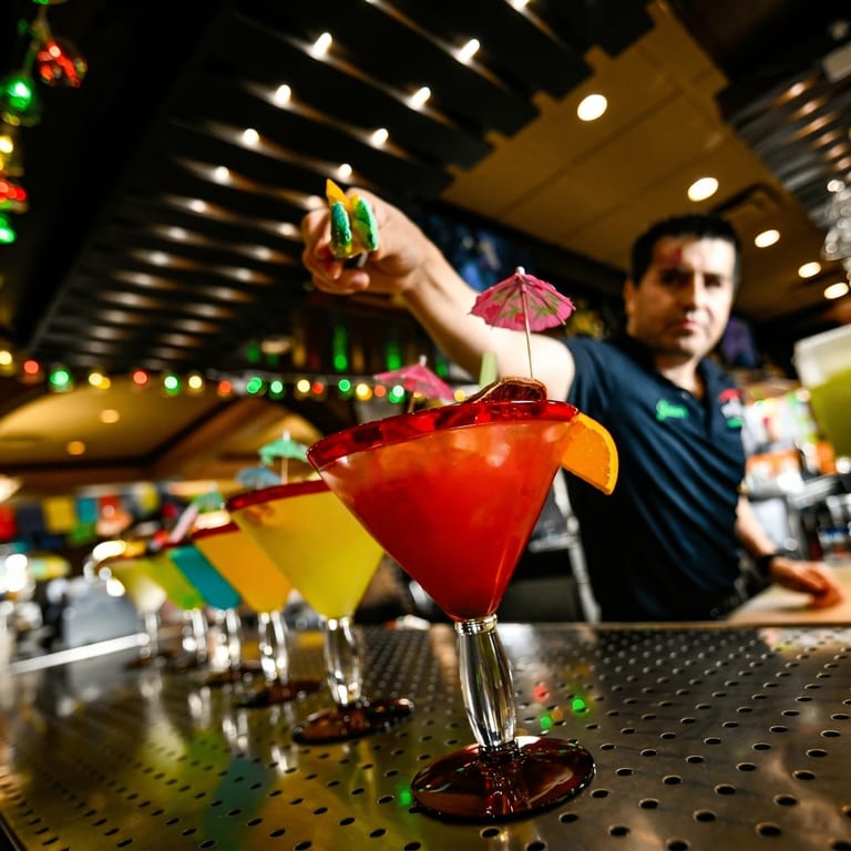 Margaritas, Drinks & Happy Hour