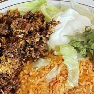 Torta de Huevos con Chorizo*